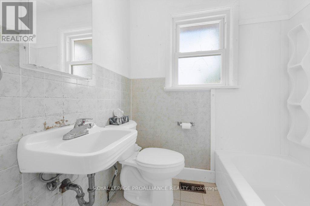












119 DRUMMOND STREET

,
Brighton,




Ontario
K0K1H0


