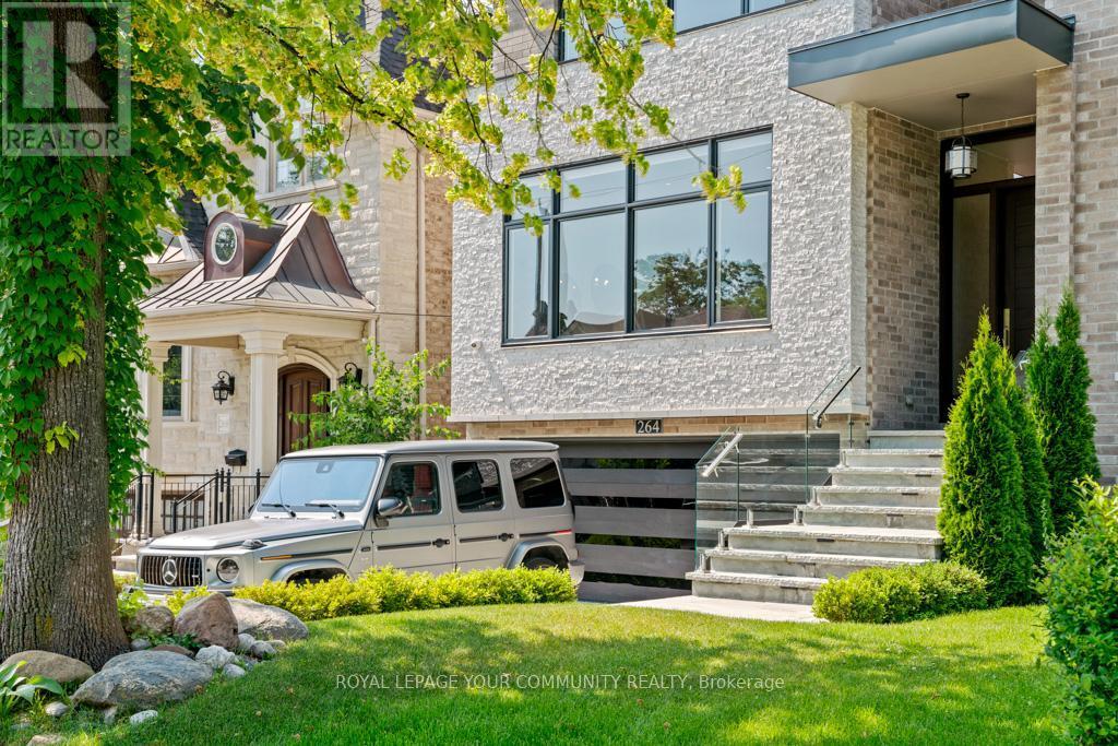 












264 JOICEY BOULEVARD

,
Toronto,




Ontario
M5M2V7

