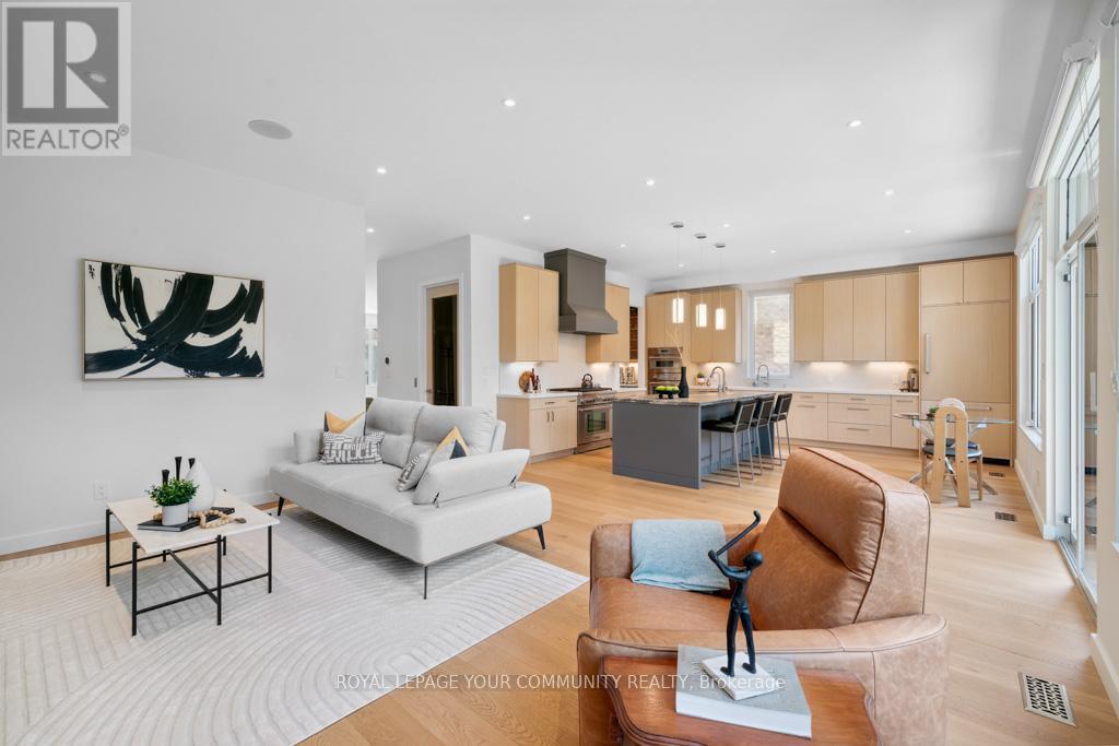 












264 JOICEY BOULEVARD

,
Toronto,




Ontario
M5M2V7

