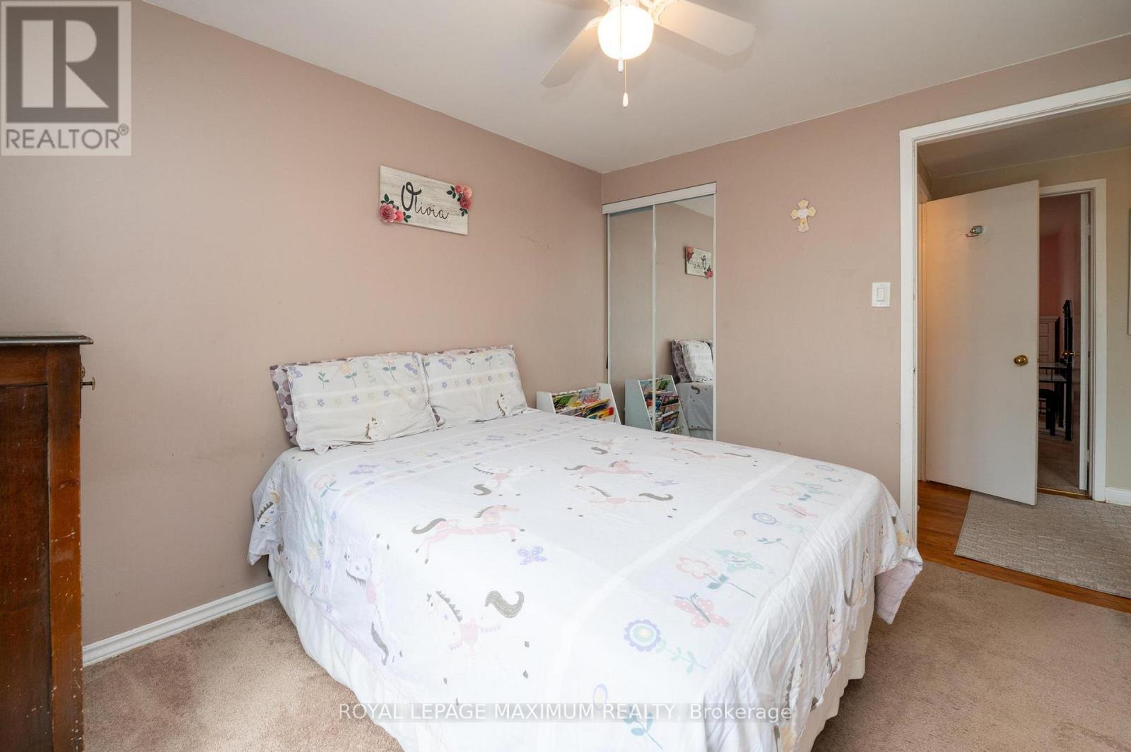 












64 GLENMORE CRESCENT

,
Brampton,




Ontario
L6S1H8


