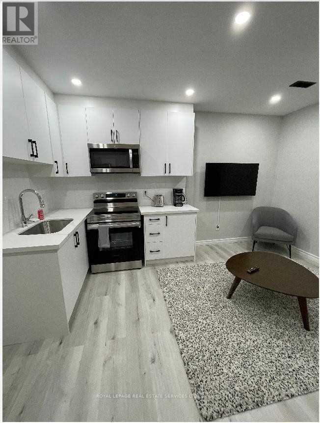 












238 QUEEN STREET S

,
Mississauga,




Ontario
L5M1L5

