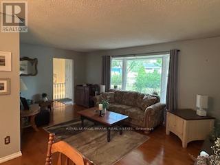 












654 MYSTIC CRESCENT

,
Selwyn,




Ontario
K0L1T0

