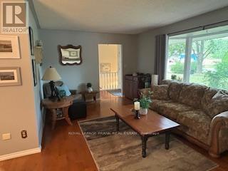 












654 MYSTIC CRESCENT

,
Selwyn,




Ontario
K0L1T0

