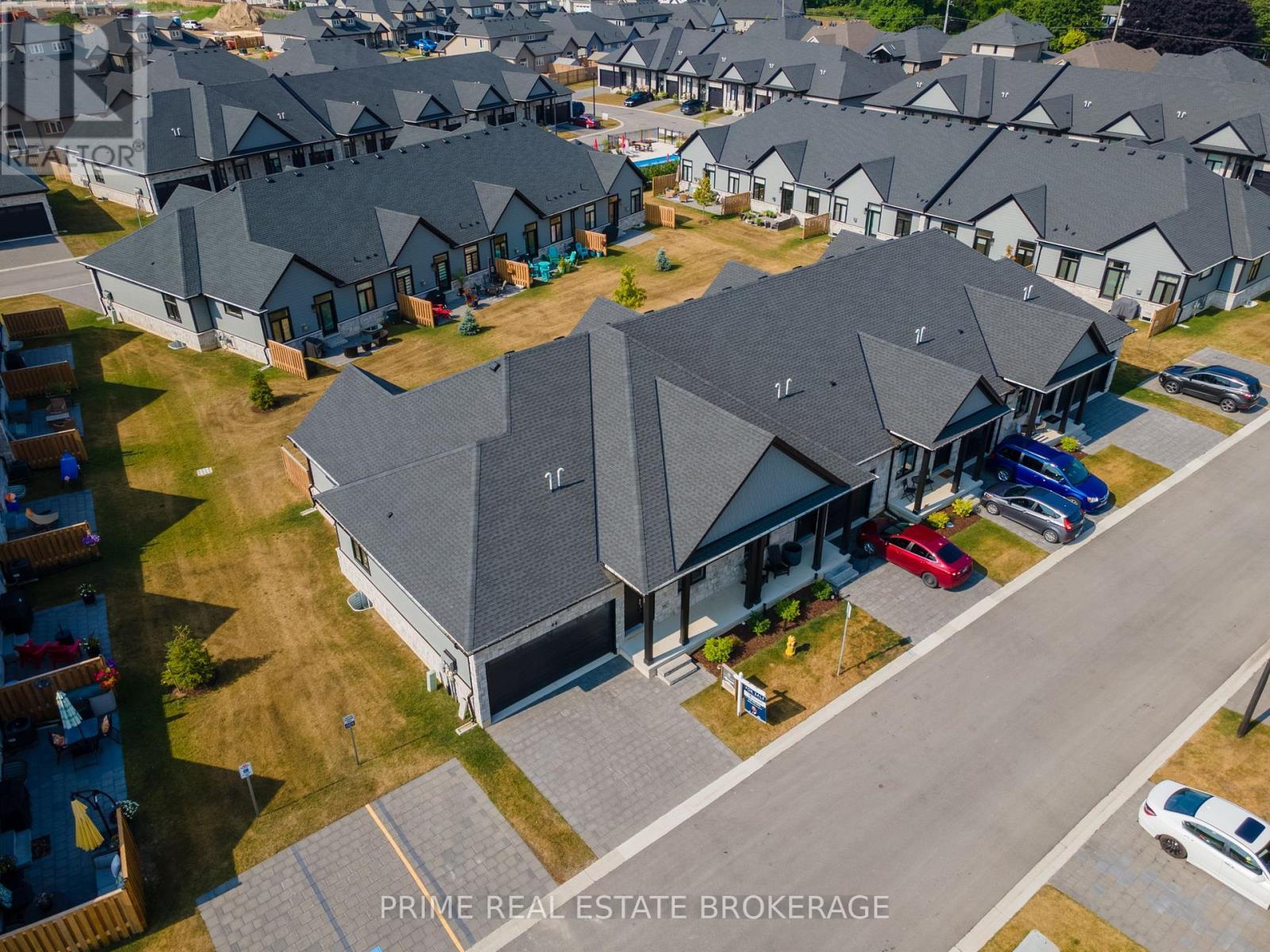 












4 - 62 COMPASS TRAIL

,
Central Elgin,







Ontario
N5L0B4

