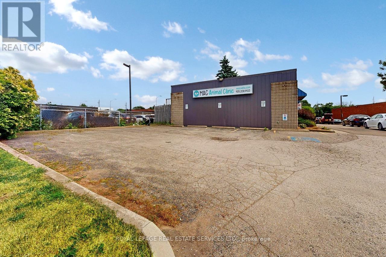 












1026 SPEERS ROAD

,
Oakville,




Ontario
L6L2X4

