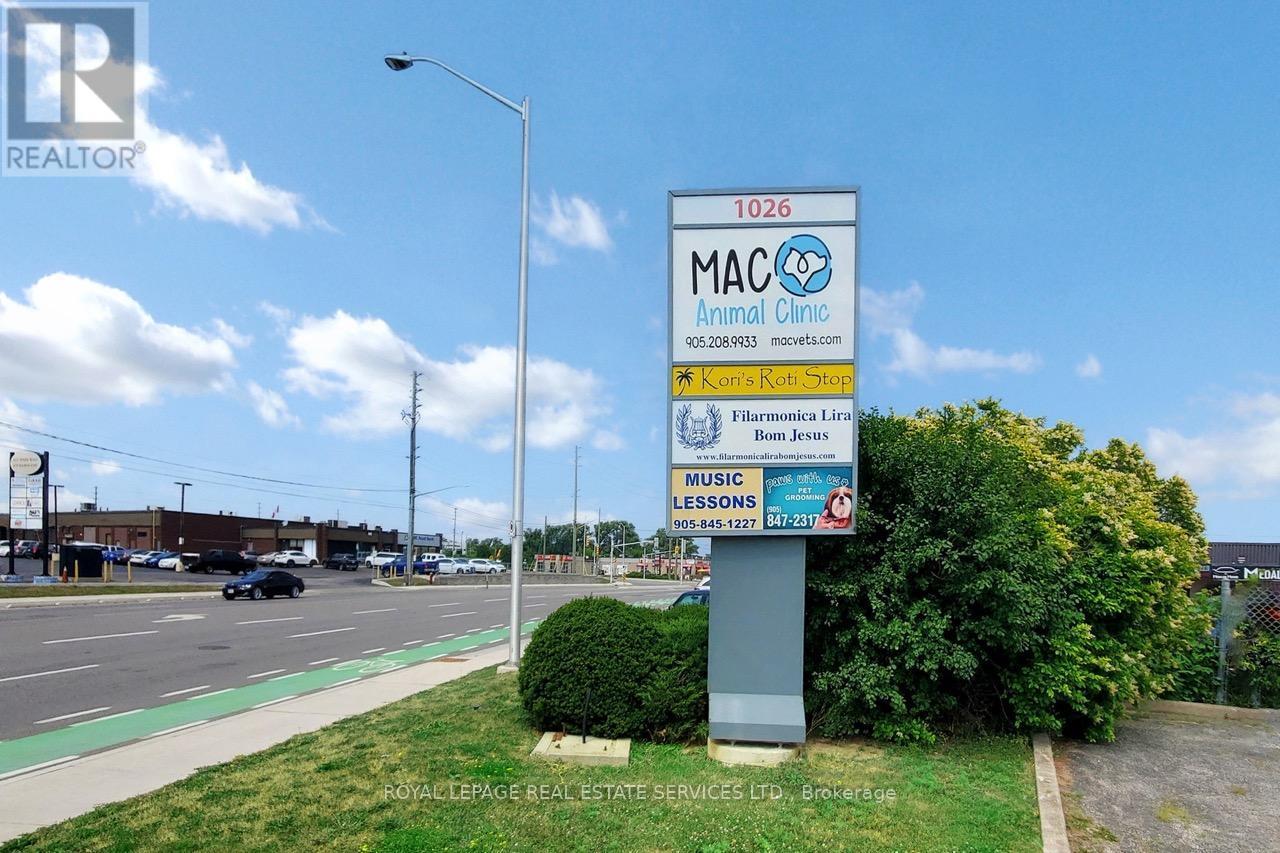 












1026 SPEERS ROAD

,
Oakville,




Ontario
L6L2X4

