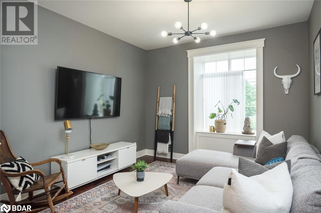












10761 GUELPH Line

,
Milton,




Ontario
L0P1B0

