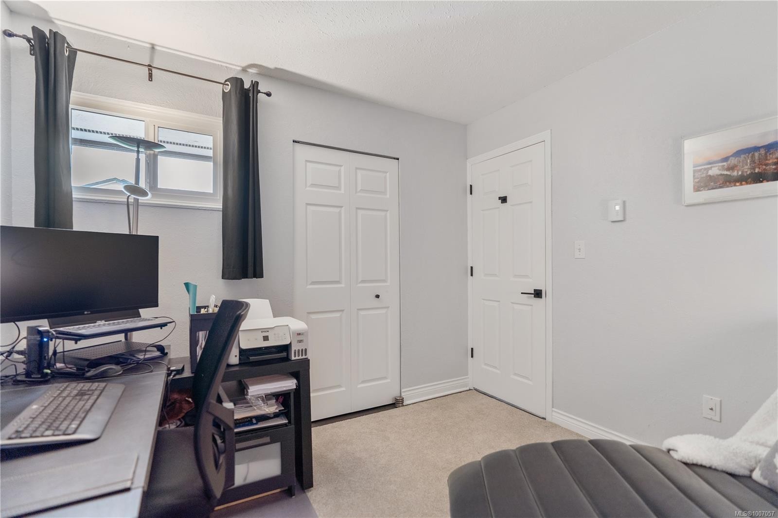 









1506


Admirals

Rd, 48,
View Royal,




BC
V9A 7B1

