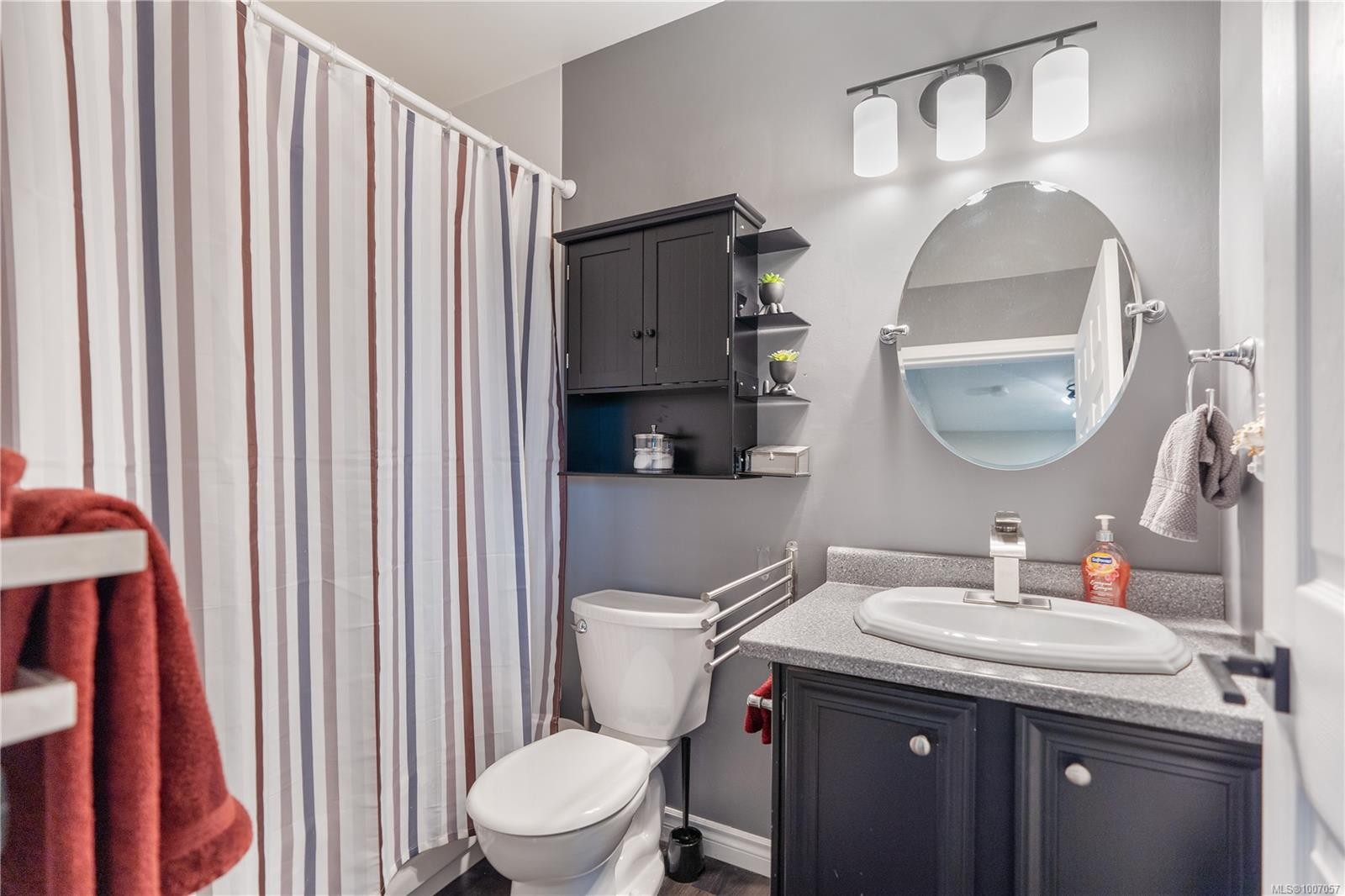 









1506


Admirals

Rd, 48,
View Royal,




BC
V9A 7B1

