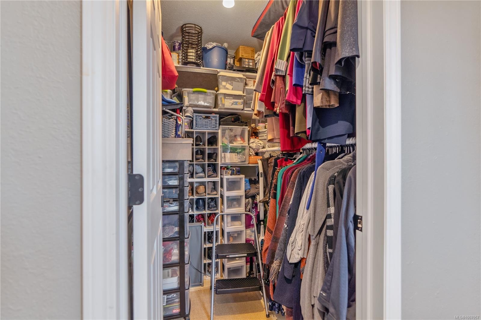 









1506


Admirals

Rd, 48,
View Royal,




BC
V9A 7B1

