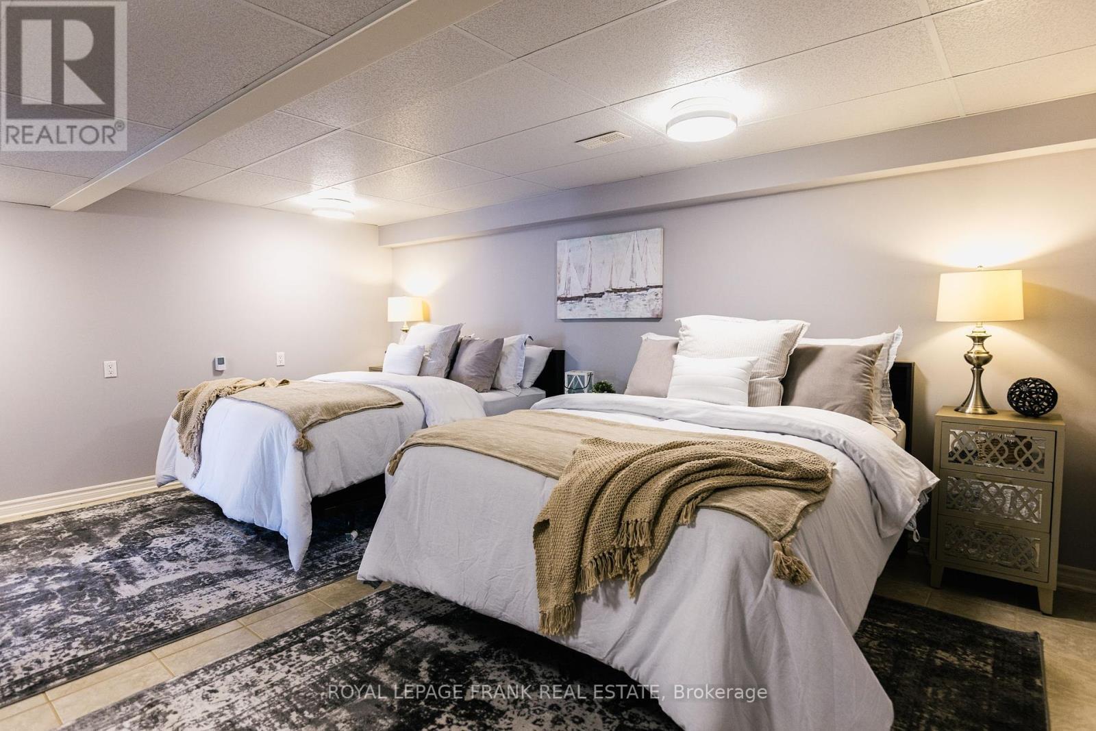 












334 SANDY BAY ROAD

,
Alnwick/Haldimand,




Ontario
K0L1Y0

