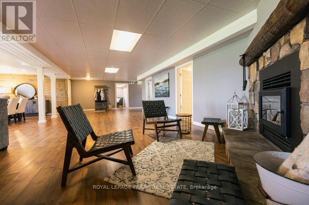 












334 SANDY BAY ROAD

,
Alnwick/Haldimand,




Ontario
K0L1Y0

