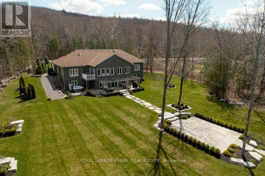 












334 SANDY BAY ROAD

,
Alnwick/Haldimand,




Ontario
K0L1Y0

