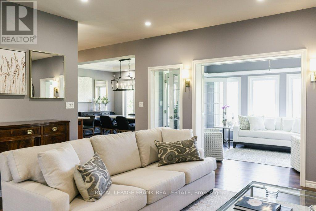 












334 SANDY BAY ROAD

,
Alnwick/Haldimand,




Ontario
K0L1Y0

