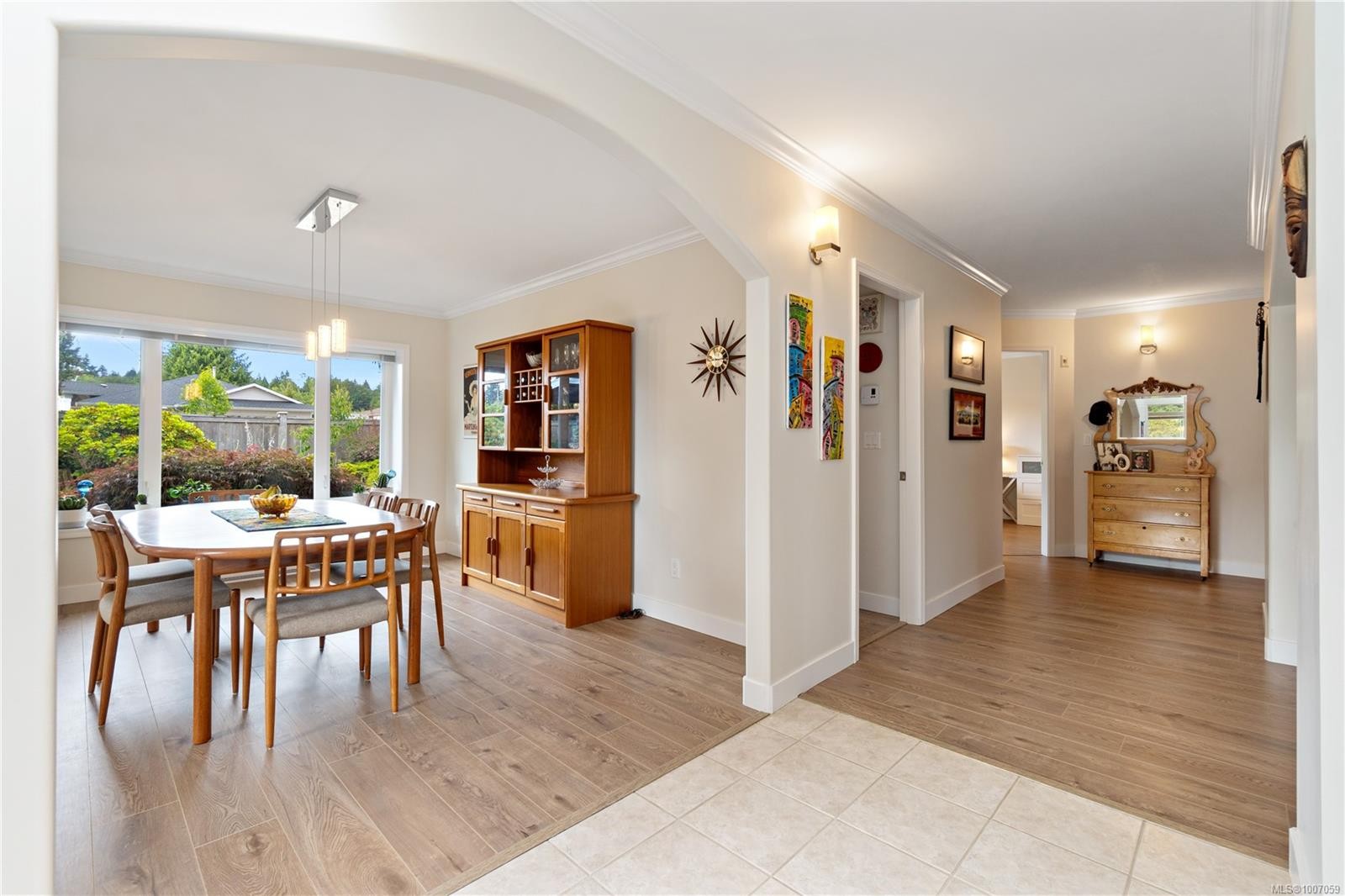 









639


Arbutus

St, 1,
Qualicum Beach,




BC
V9K 1P4

