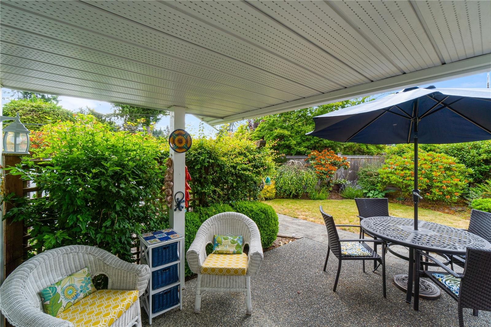 









639


Arbutus

St, 1,
Qualicum Beach,




BC
V9K 1P4

