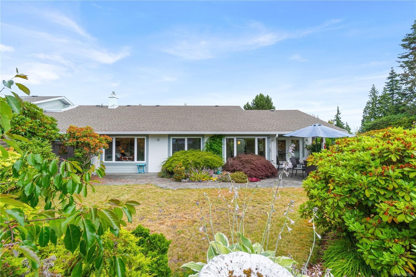 









639


Arbutus

St, 1,
Qualicum Beach,




BC
V9K 1P4

