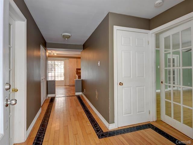 









16

 - 18


Rue Charlebois

,
Saint-Lin/Laurentides,




QC
J5M1T1

