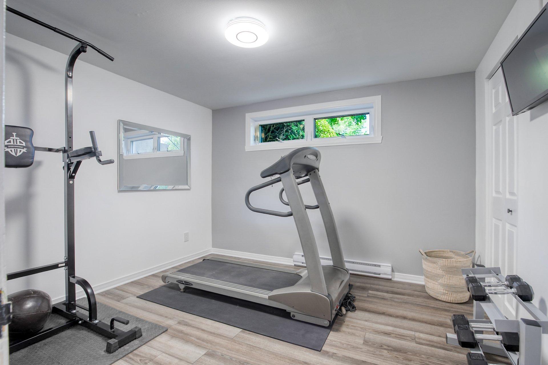 









836


Rue F.-X.-Garneau

,
Sainte-Julie,




QC
J3E1N6

