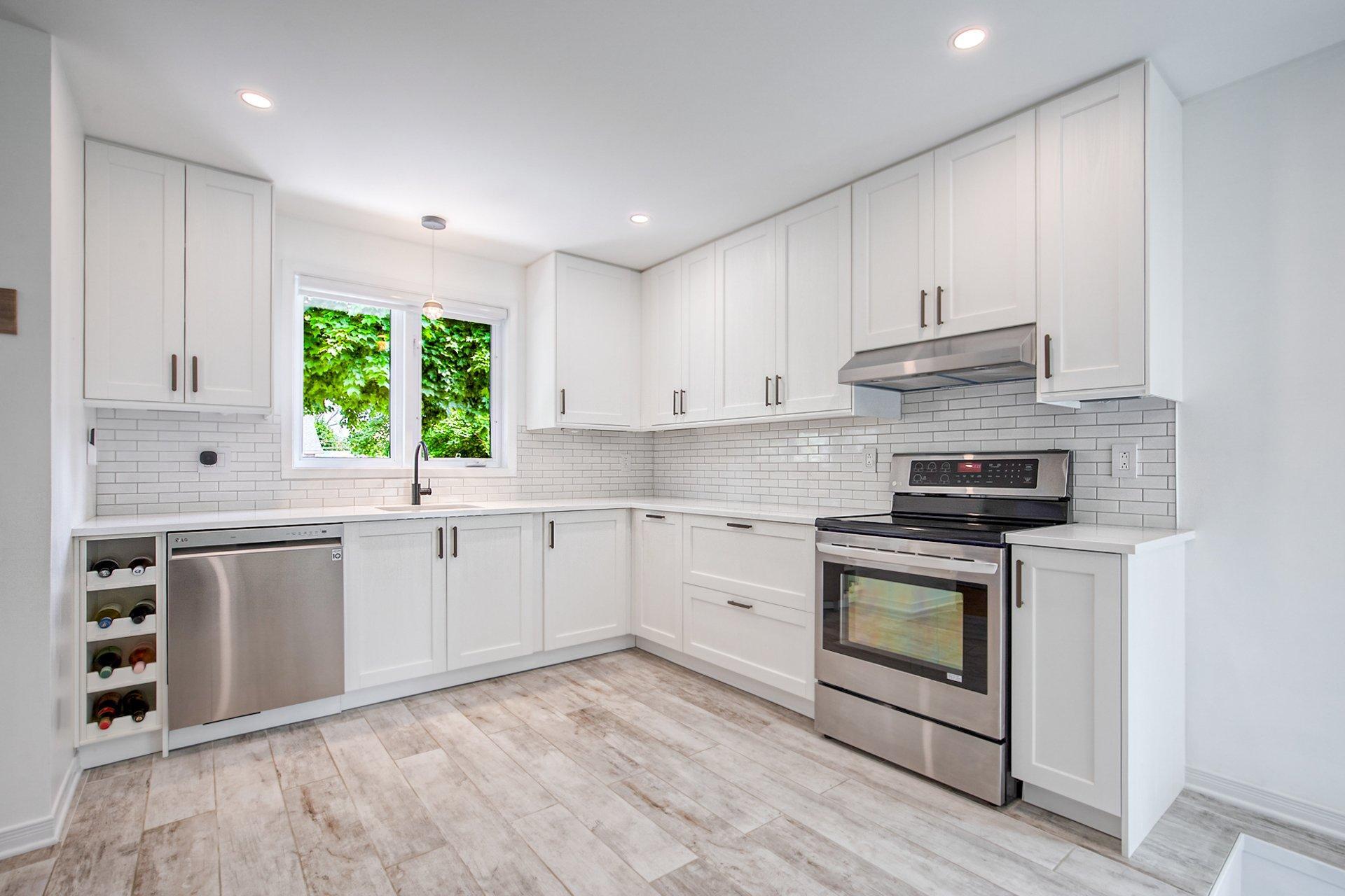 









836


Rue F.-X.-Garneau

,
Sainte-Julie,




QC
J3E1N6

