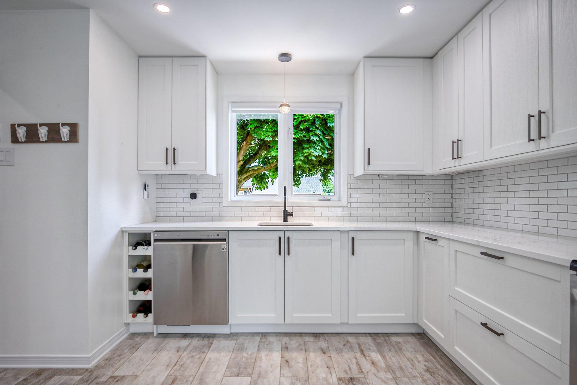 









836


Rue F.-X.-Garneau

,
Sainte-Julie,




QC
J3E1N6

