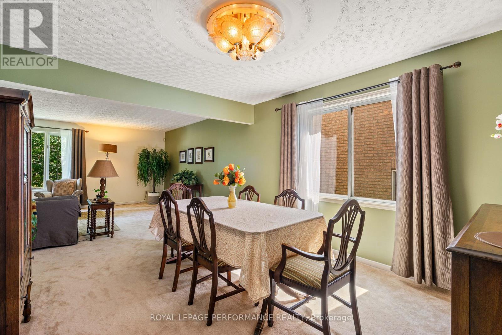 












1639 BLAKELY DRIVE N

,
Cornwall,




Ontario
K6J5K5


