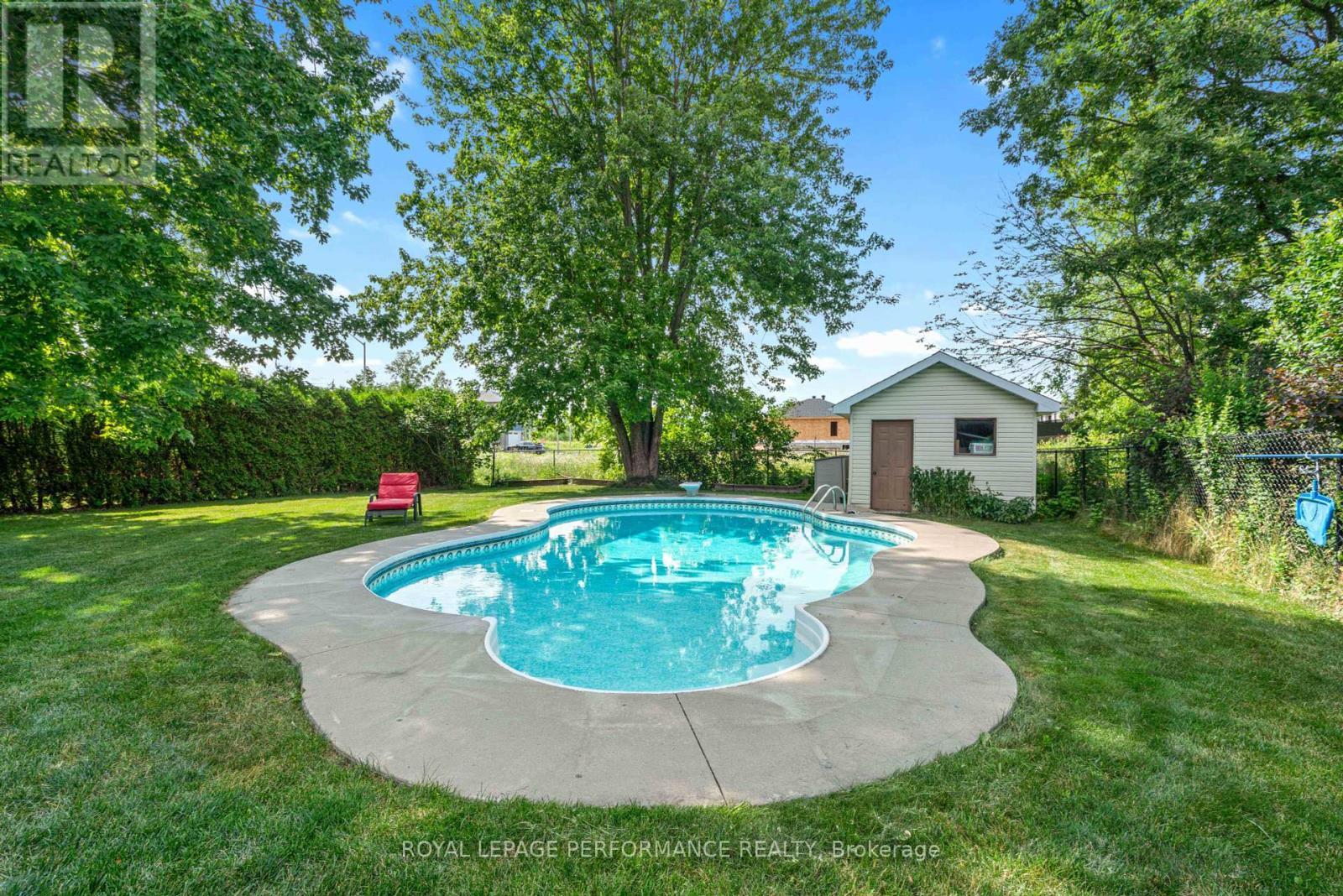 












1639 BLAKELY DRIVE N

,
Cornwall,




Ontario
K6J5K5

