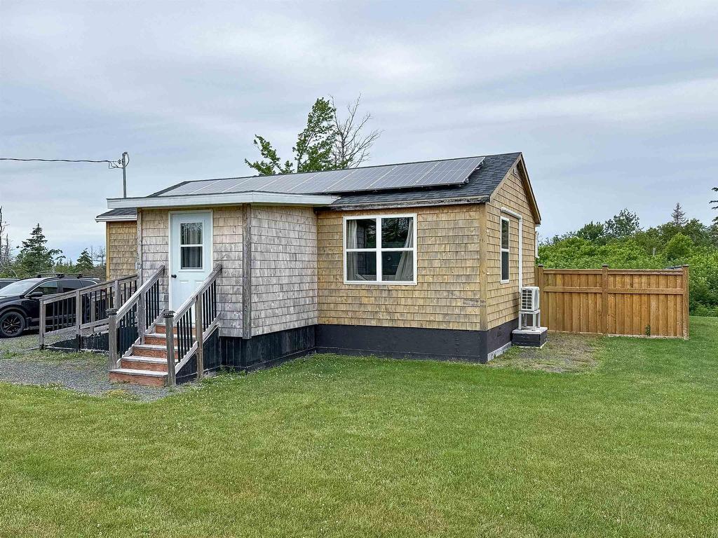












5727 Cardigan Road

,
Cardross,




PE
C0A 1G0


