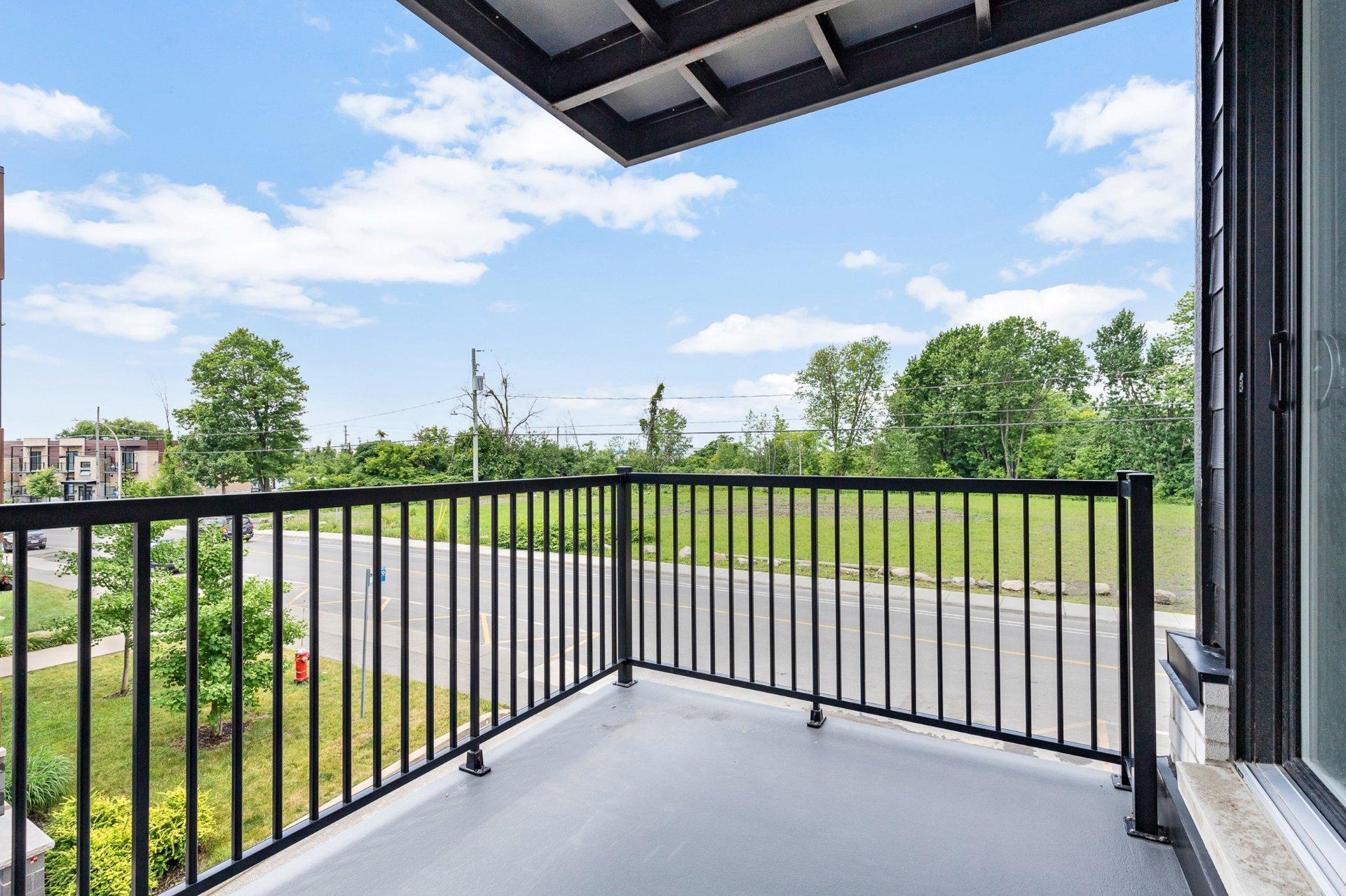









140


Boul. St-Elzear O.

, 304,
Laval (Vimont),




QC
H7M1E8

