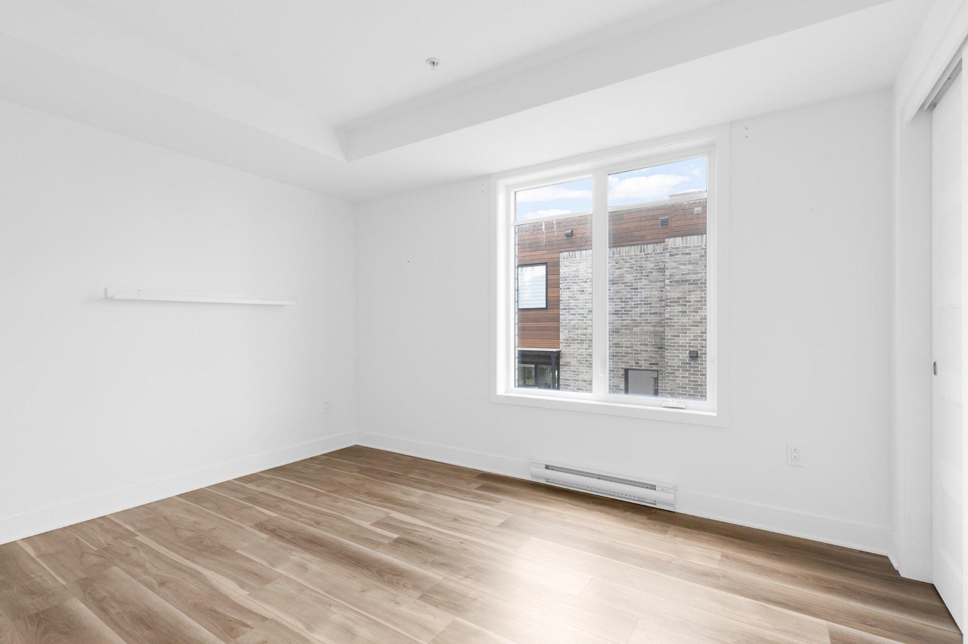 









140


Boul. St-Elzear O.

, 304,
Laval (Vimont),




QC
H7M1E8

