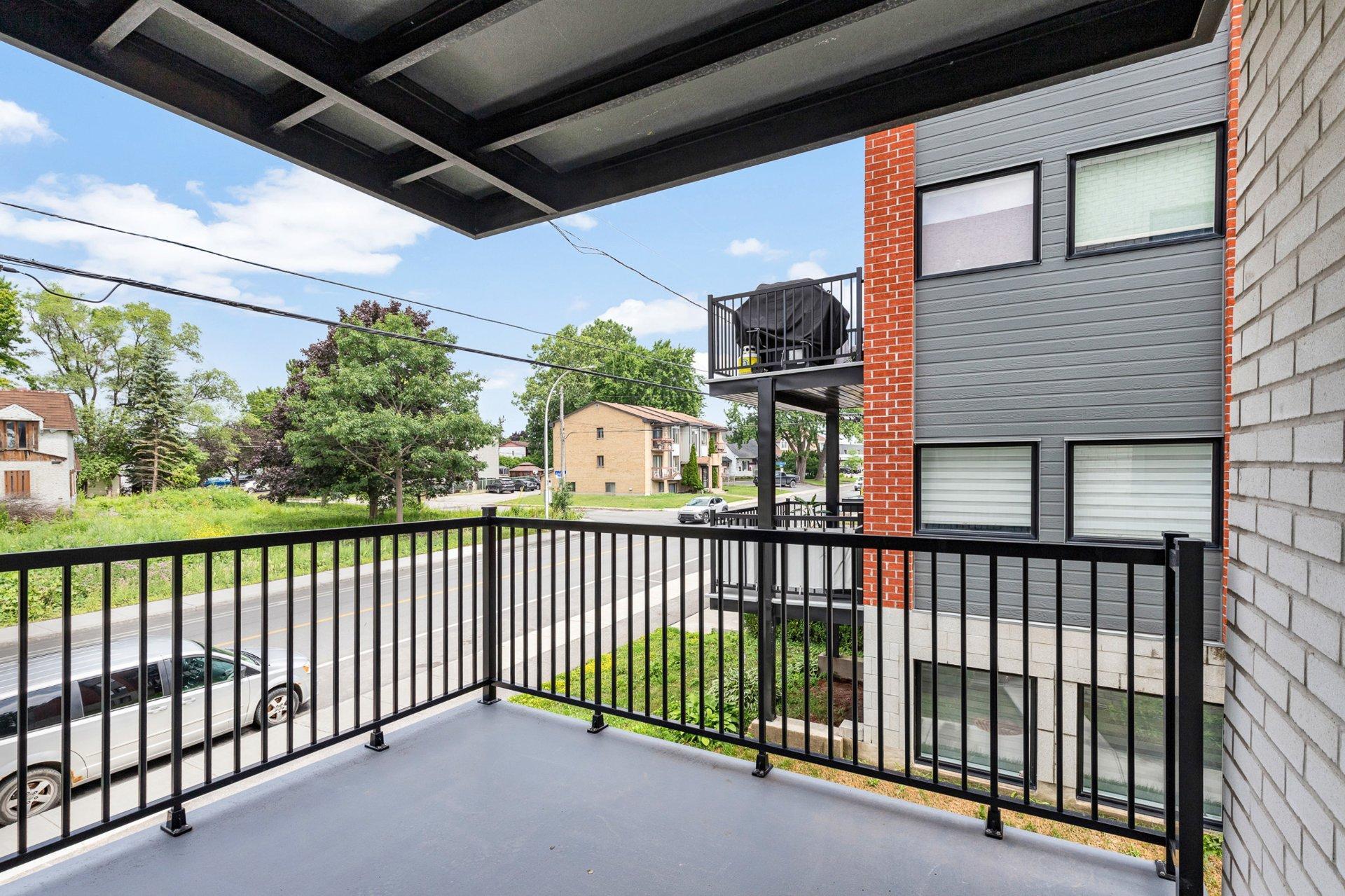 









140


Boul. St-Elzear O.

, 203,
Laval (Vimont),




QC
H7M1E3

