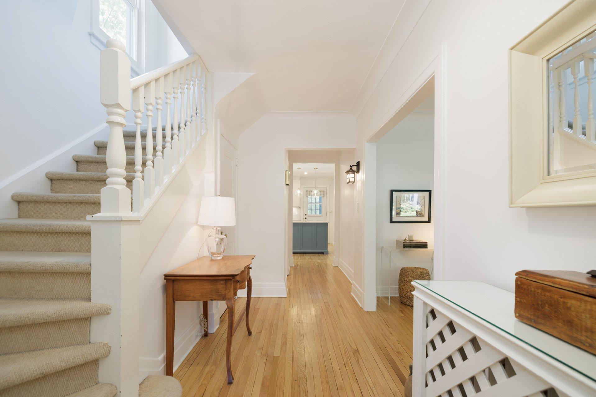 









29


Av. Brunet

,
Pointe-Claire,




QC
H9S4T4

