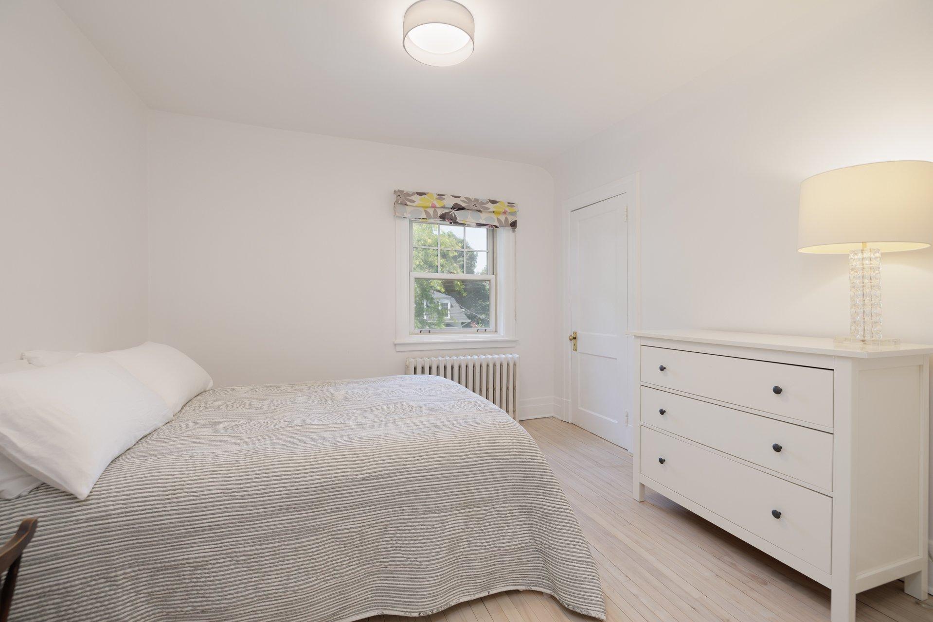 









29


Av. Brunet

,
Pointe-Claire,




QC
H9S4T4

