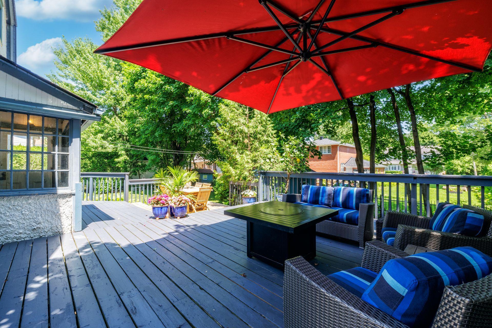









29


Av. Brunet

,
Pointe-Claire,




QC
H9S4T4

