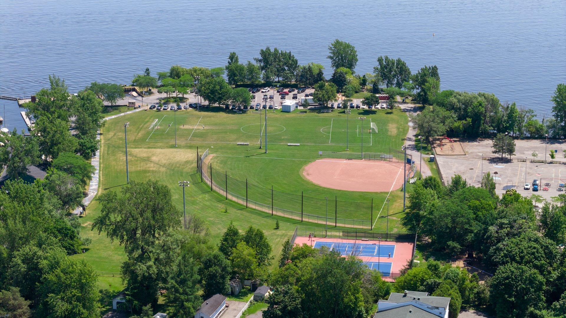 









29


Av. Brunet

,
Pointe-Claire,




QC
H9S4T4

