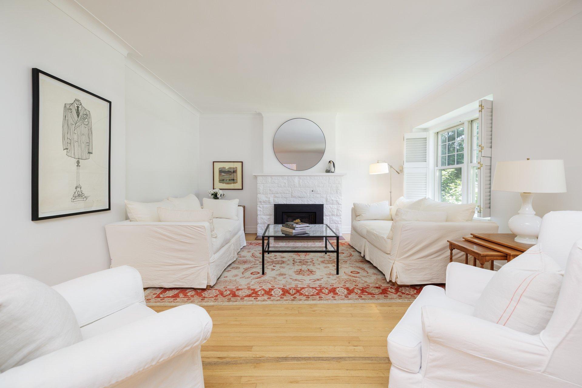 









29


Av. Brunet

,
Pointe-Claire,




QC
H9S4T4

