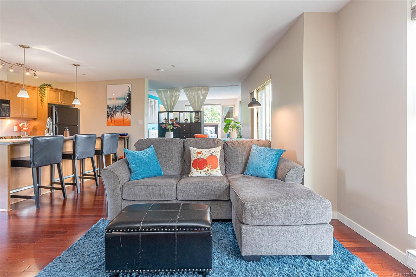 









555


Franklyn

St, 320,
Nanaimo,




BC
V9R 2X9

