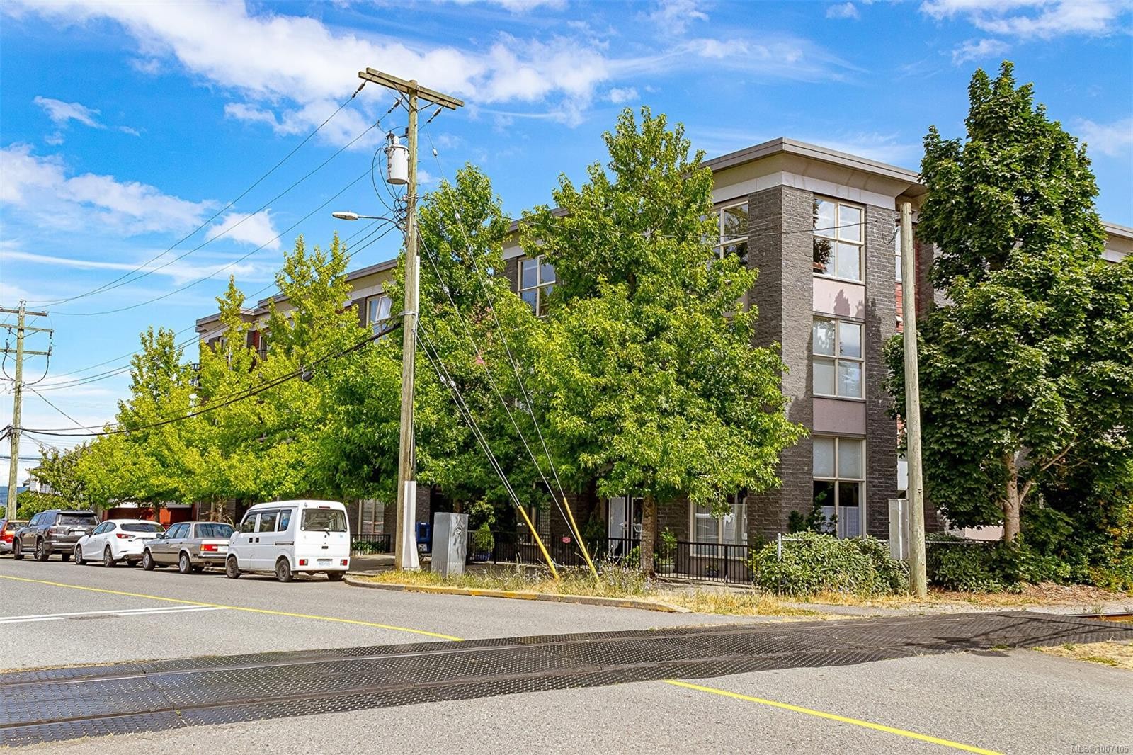 









555


Franklyn

St, 320,
Nanaimo,




BC
V9R 2X9


