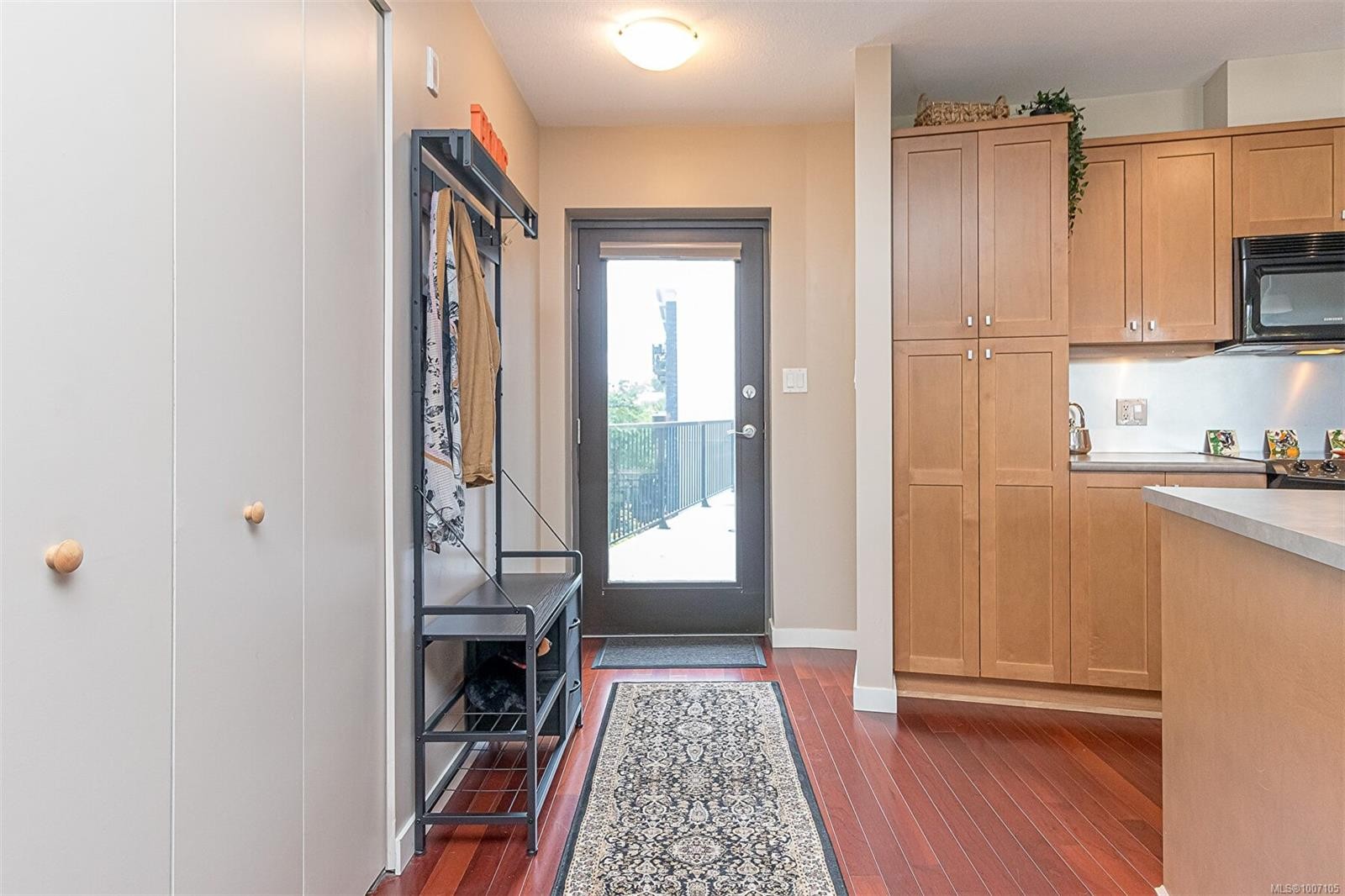









555


Franklyn

St, 320,
Nanaimo,




BC
V9R 2X9

