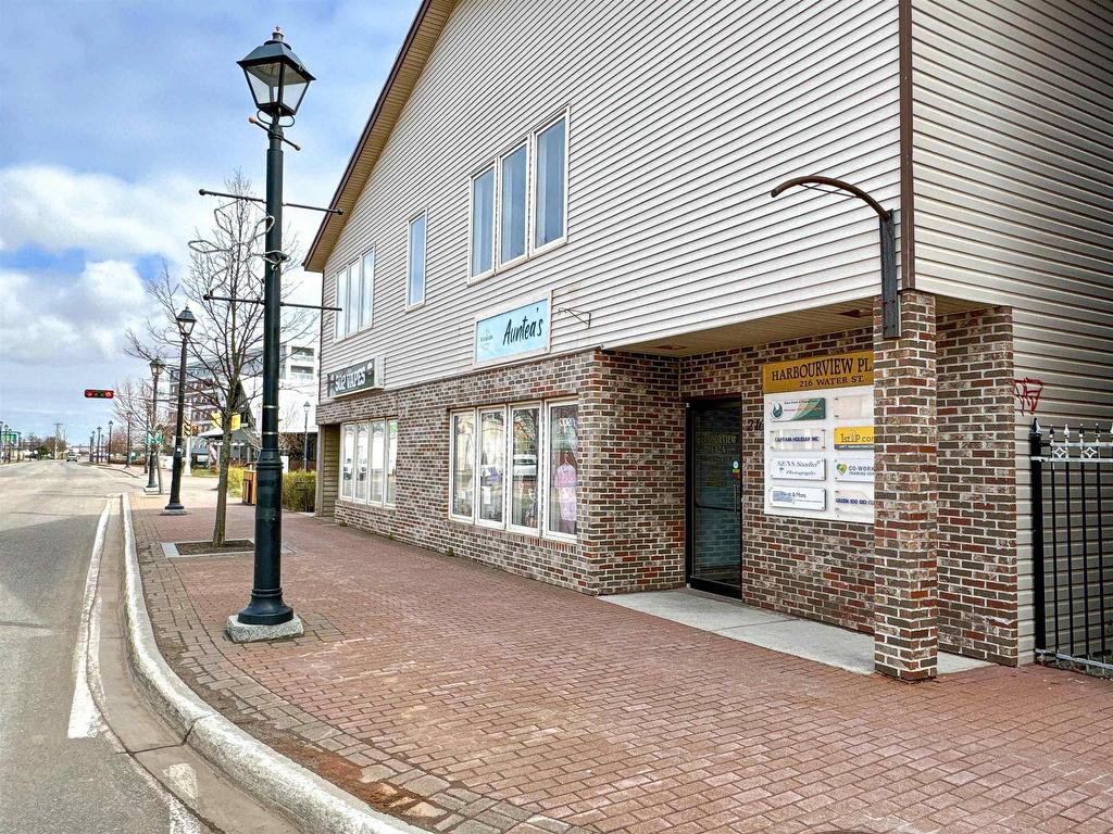 












210-216 Water Street

,
Summerside,




PE
C1N 1B3

