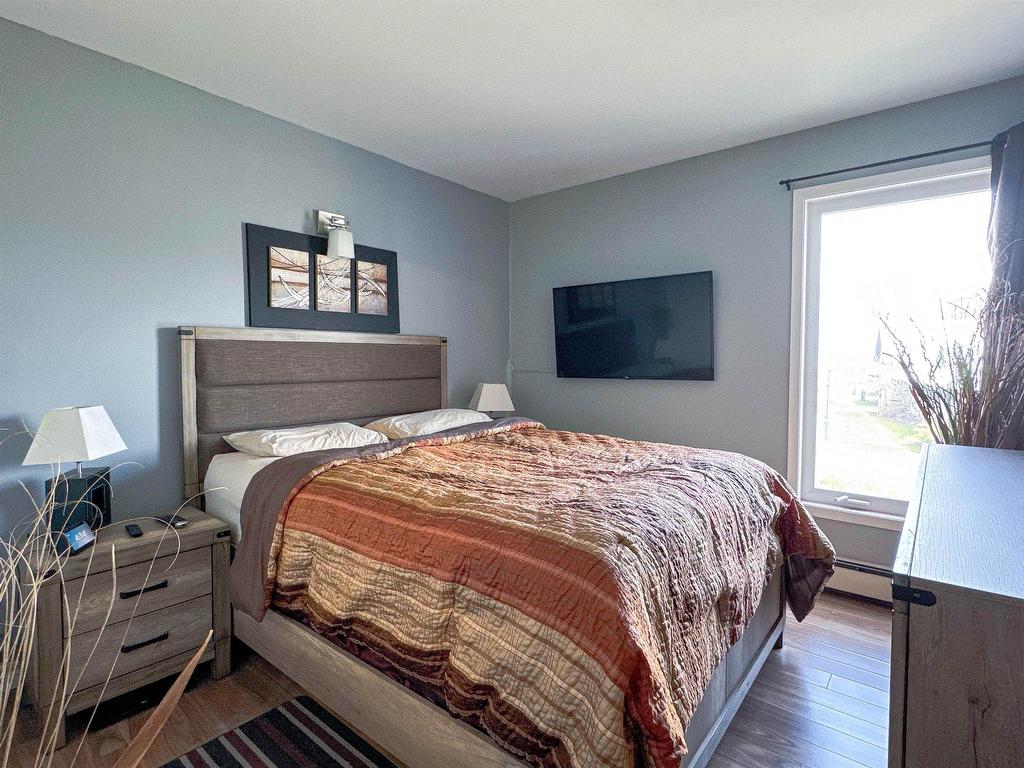 












210-216 Water Street

,
Summerside,




PE
C1N 1B3

