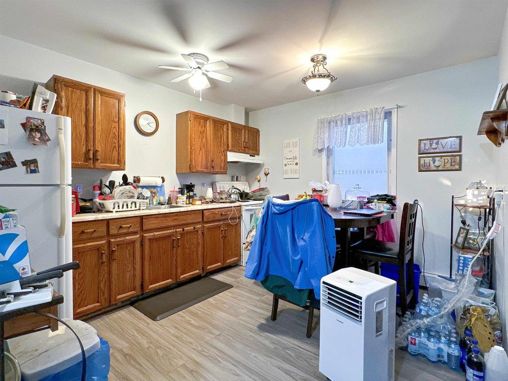 












210-216 Water Street

,
Summerside,




PE
C1N 1B3

