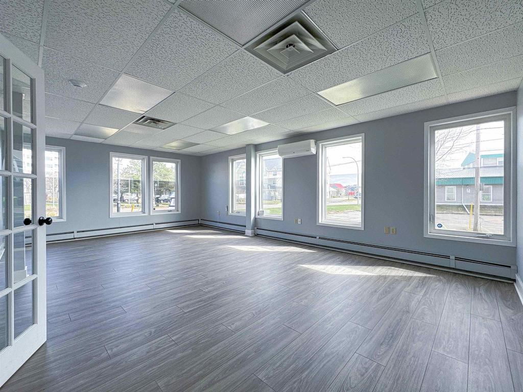 












210-216 Water Street

,
Summerside,




PE
C1N 1B3

