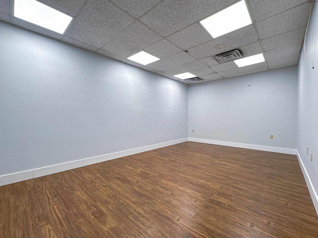 












210-216 Water Street

,
Summerside,




PE
C1N 1B3

