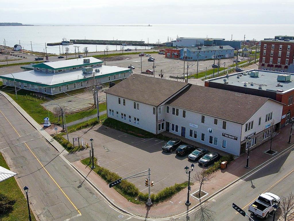












210-216 Water Street

,
Summerside,




PE
C1N 1B3

