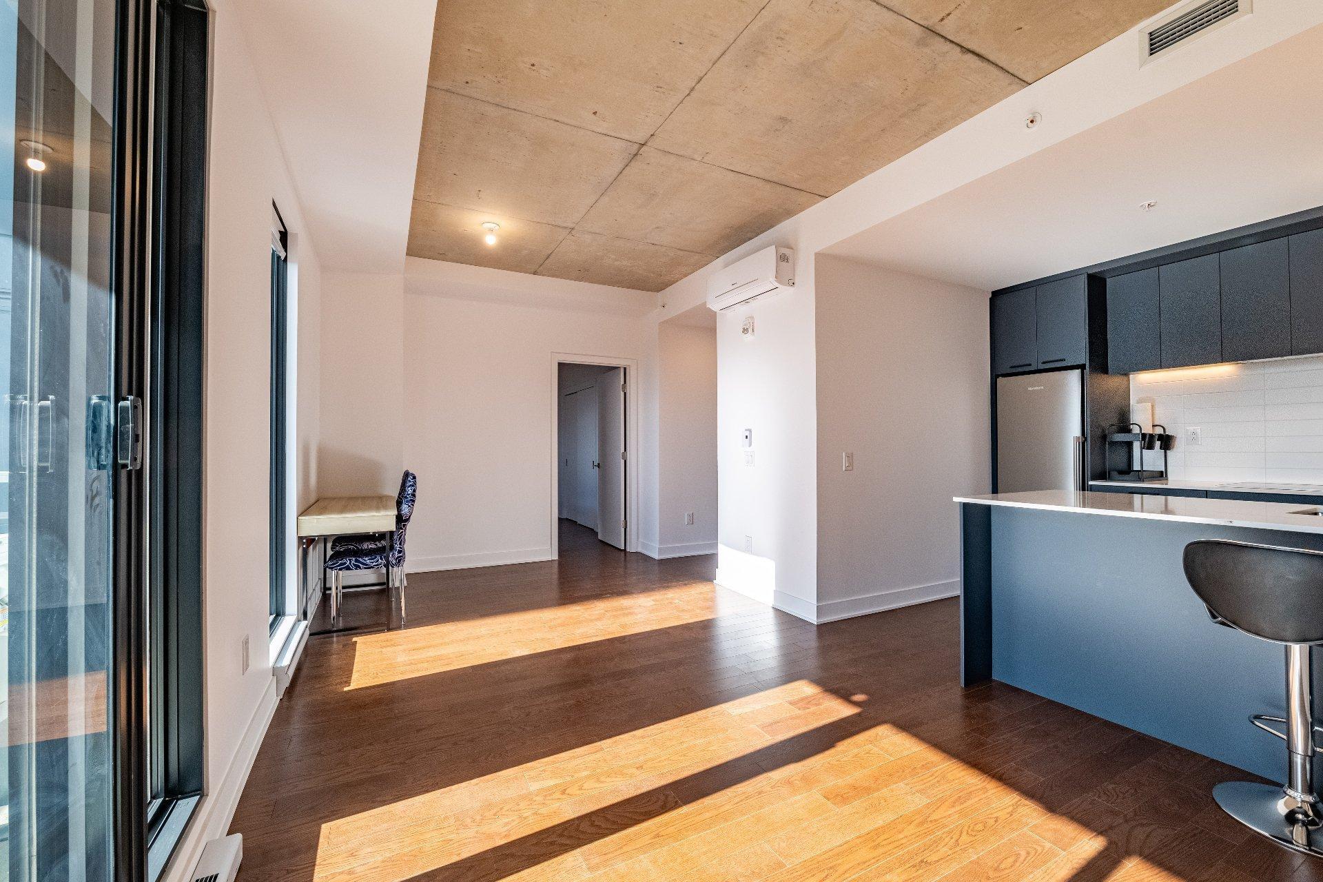 









1150


Boul. René-Lévesque E.

, 823,
Montréal (Ville-Marie),




QC
H2L0J6

