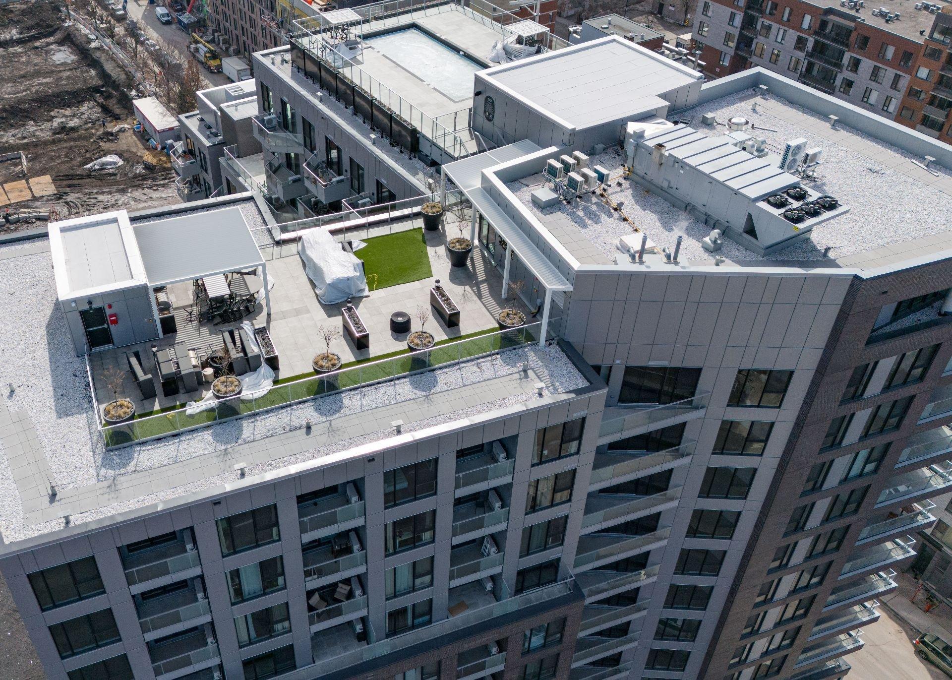 









1150


Boul. René-Lévesque E.

, 823,
Montréal (Ville-Marie),




QC
H2L0J6

