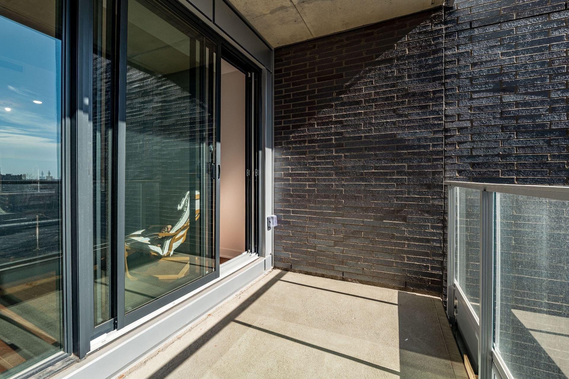 









1150


Boul. René-Lévesque E.

, 823,
Montréal (Ville-Marie),




QC
H2L0J6

