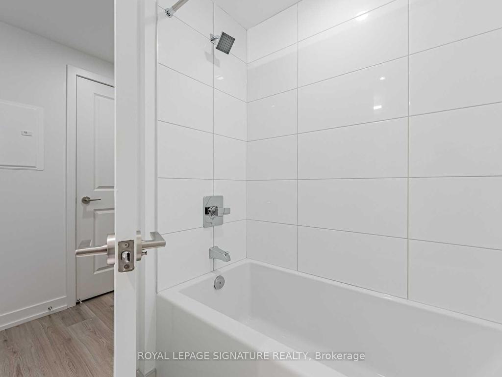 









395


Bloor

Street East, 1411,
Toronto,




ON
M4W 0B4

