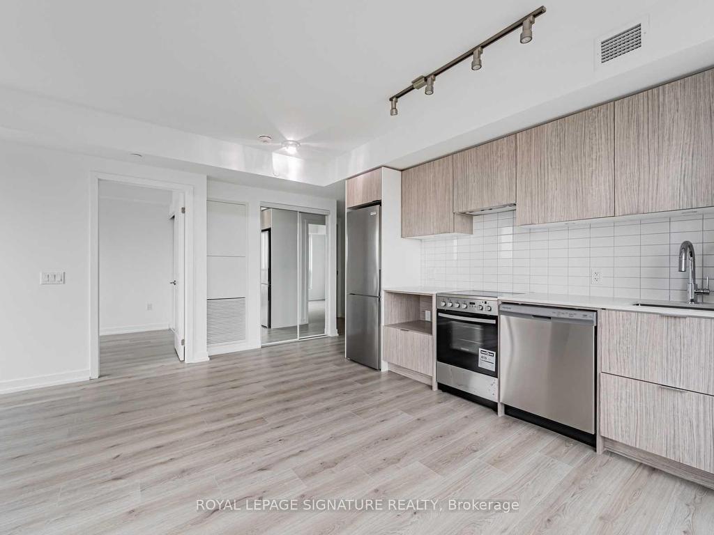 









395


Bloor

Street East, 1411,
Toronto,




ON
M4W 0B4

